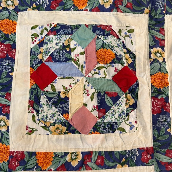 Arch Quilt Elmsford NY New York Hand Stitched 78" x 80" Queen King Patchwork - Picture 3 of 16